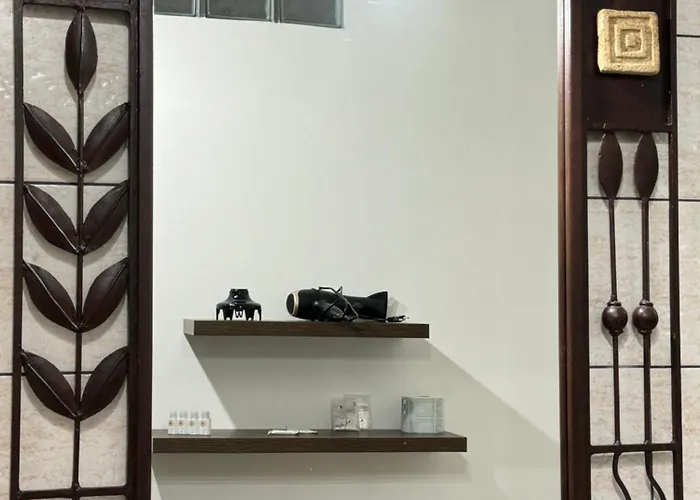 Couette-café L'angolo Di Plutia 4*